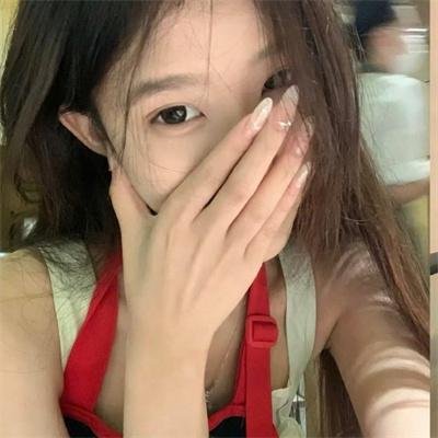 北极百货的秋乃小姐