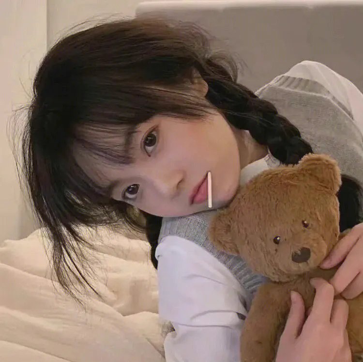 手提箱女郎